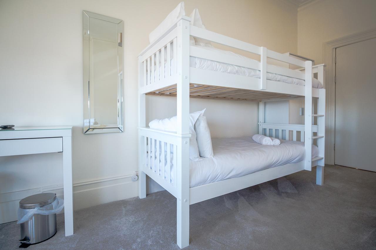The Mount Rooms Barry Εξωτερικό φωτογραφία